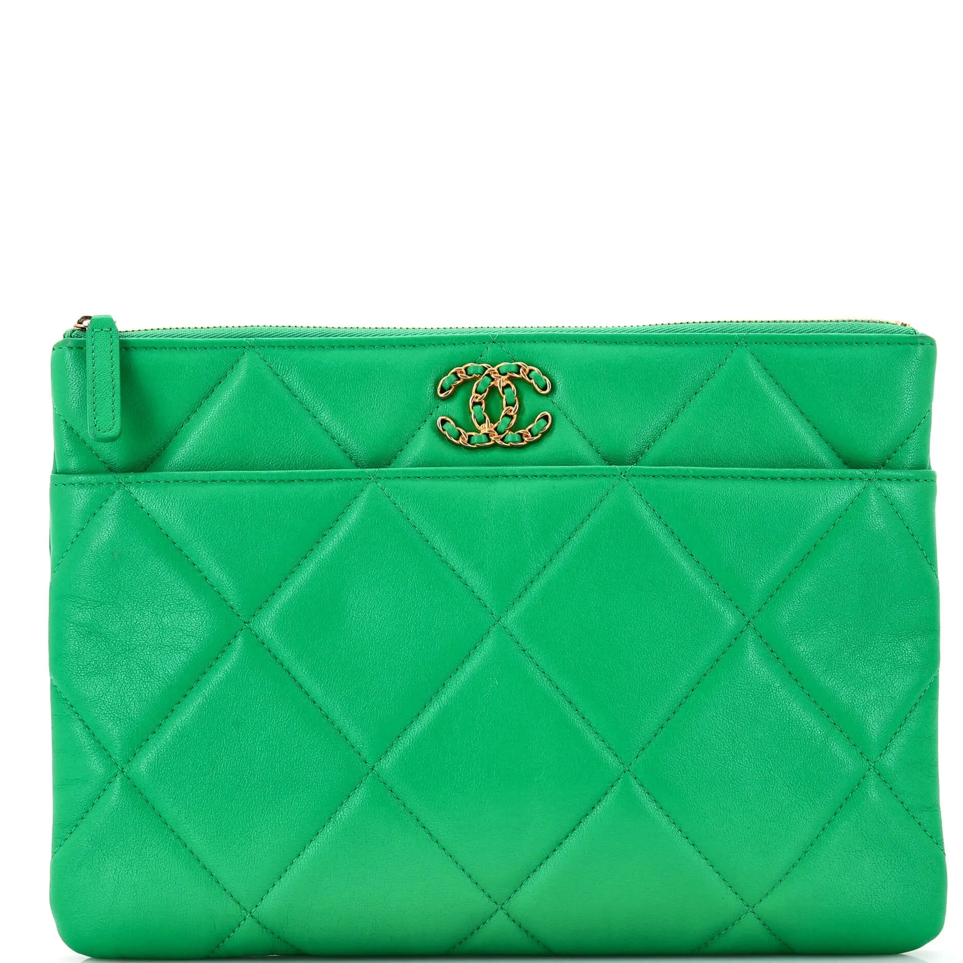 19 O Case Pouch Quilted Lambskin Medium