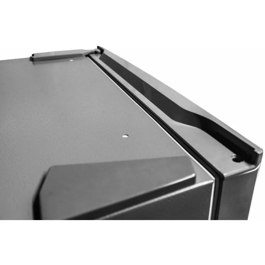 Danby 28-inch, 14.2 cu. ft. Apartment Size Top Freezer Refrigerator DFF142E1SSDB