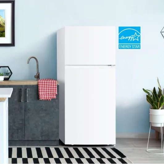 Danby 28-inch, 18 cu. ft. Freestanding Top Freezer Refrigerator DFF176B1WDB