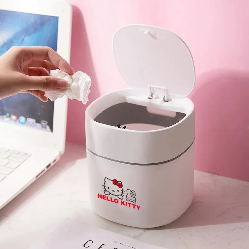 Kawaii Sanrio Desktop Trash Can