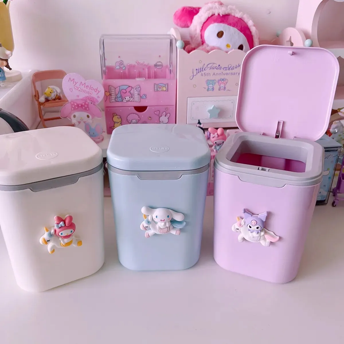 Kawaii Sanrio Desktop Trash Can
