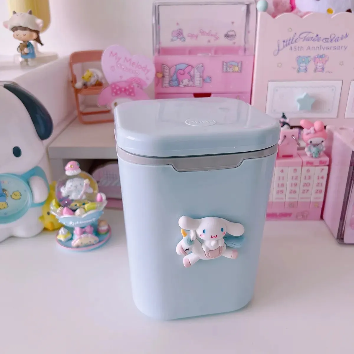 Kawaii Sanrio Desktop Trash Can