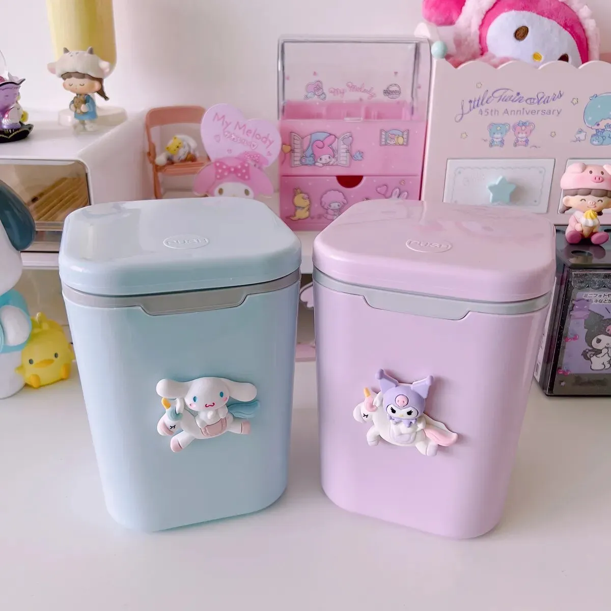 Kawaii Sanrio Desktop Trash Can