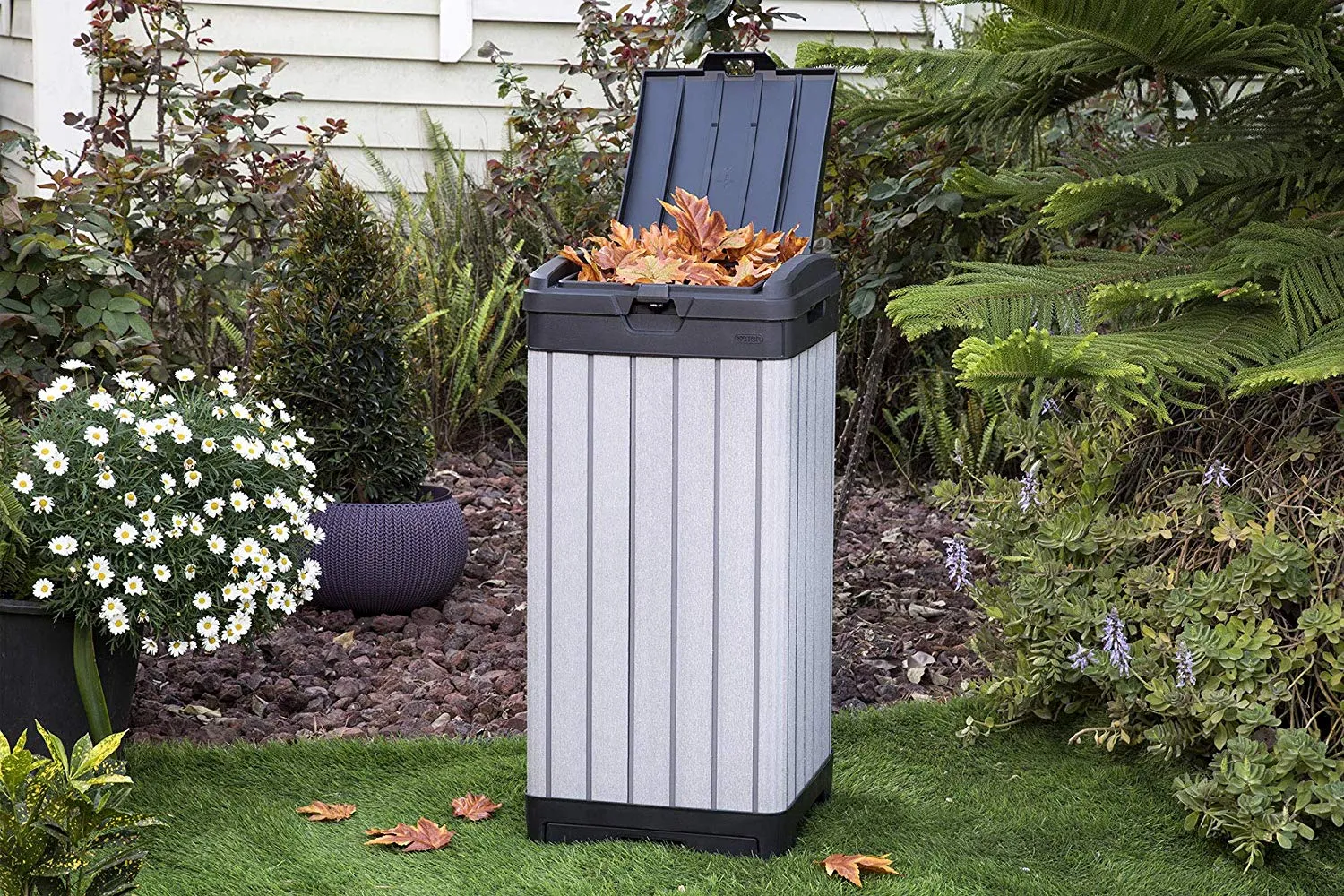 Keter Rockford 120lt Outdoor Waste Bin
