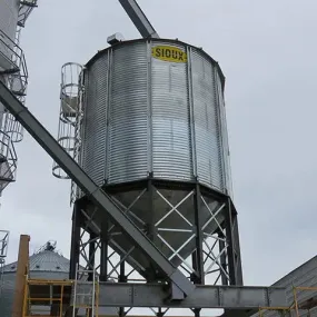 Medium Duty Hopper Bin