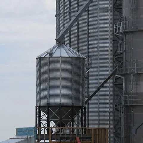 Medium Duty Hopper Bin