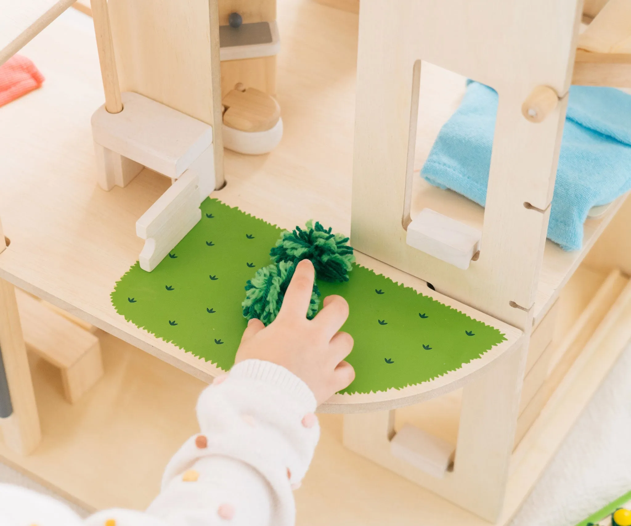 PlanToys Green Dolls' House/Furniture
